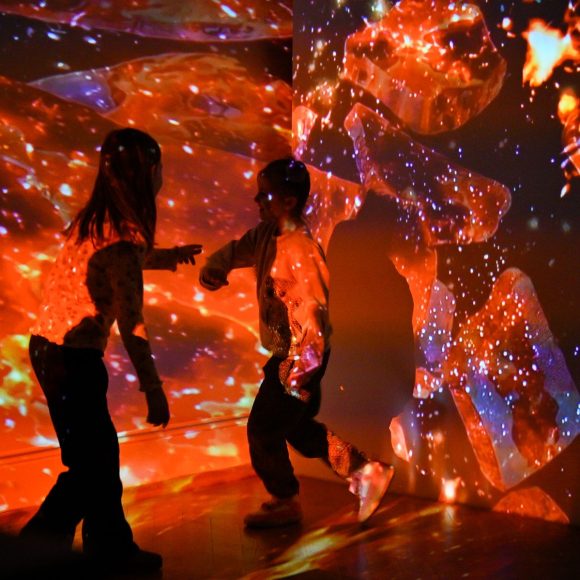 Img2 (2) Programe de educație muzeală în cadrul expoziției „Fragilitatea Eternului. De la Pompei la Grand Tour până astăzi”