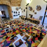 „Școala Altfel la Palat”: Ateliere gratuite și o nouă carte pentru copii la Muzeul Național de Artă Timișoara